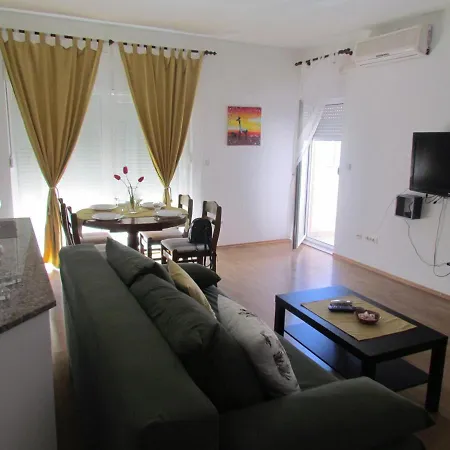 Apartman Petra Kastela Exterior photo