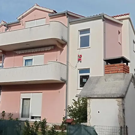 Apartman Petra Kastela Exterior photo