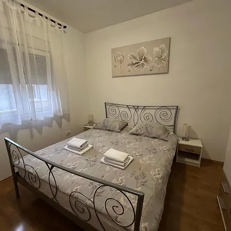 Apartman Petra Kastela Exterior photo