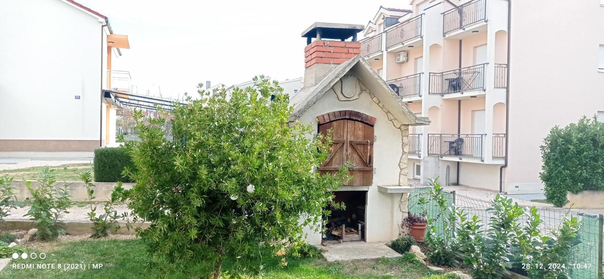 Petra Apartment *